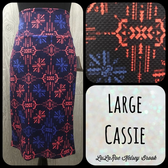 Lularoe Large Cassie - Picture 1 of 1
